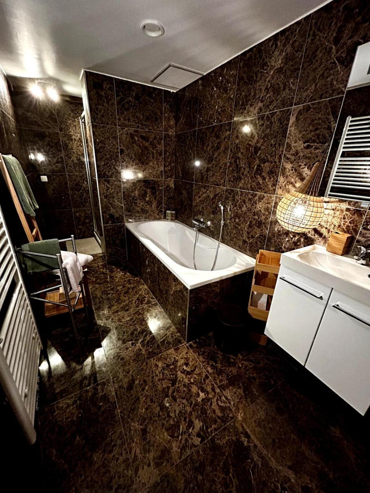 Tempor'Area Apartment Antwerpen Bagian luar foto